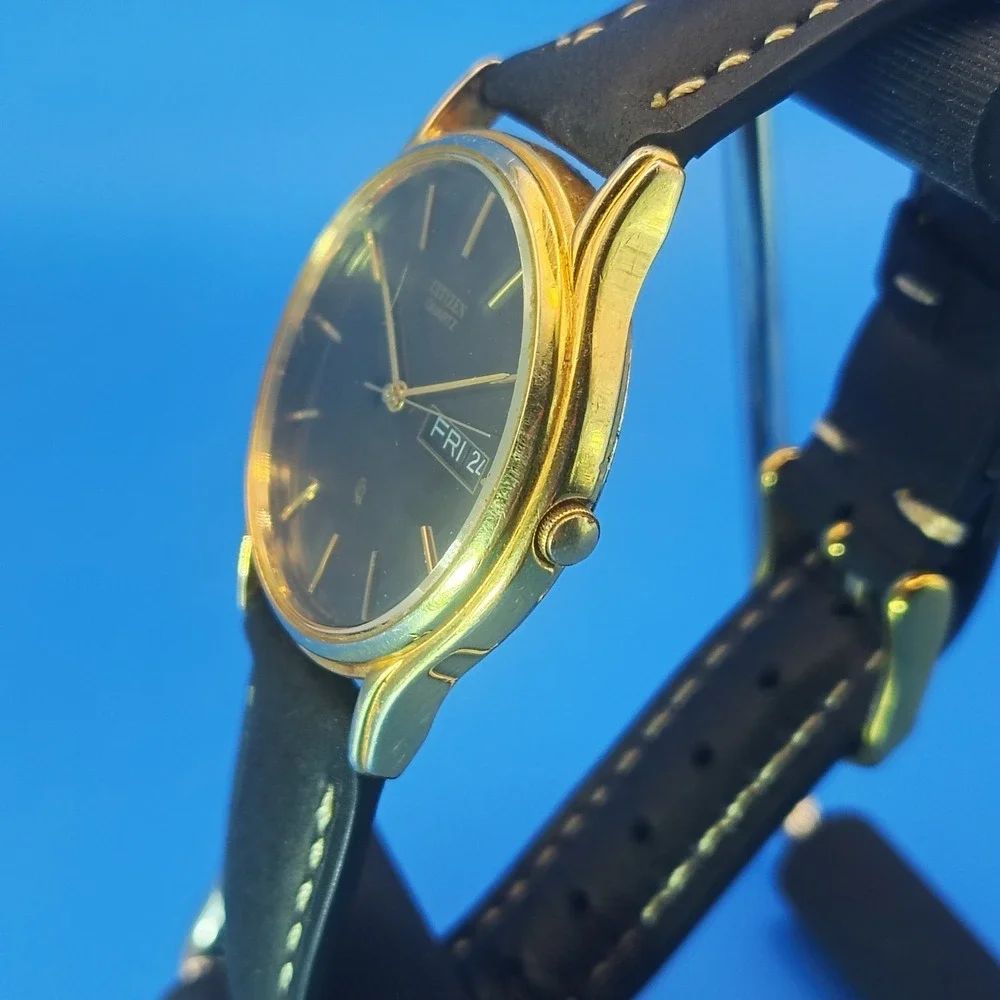 Vintage‎ 1988 Citizen 6100 Day-Date 32mm Mens Quartz Dress Watch Restored